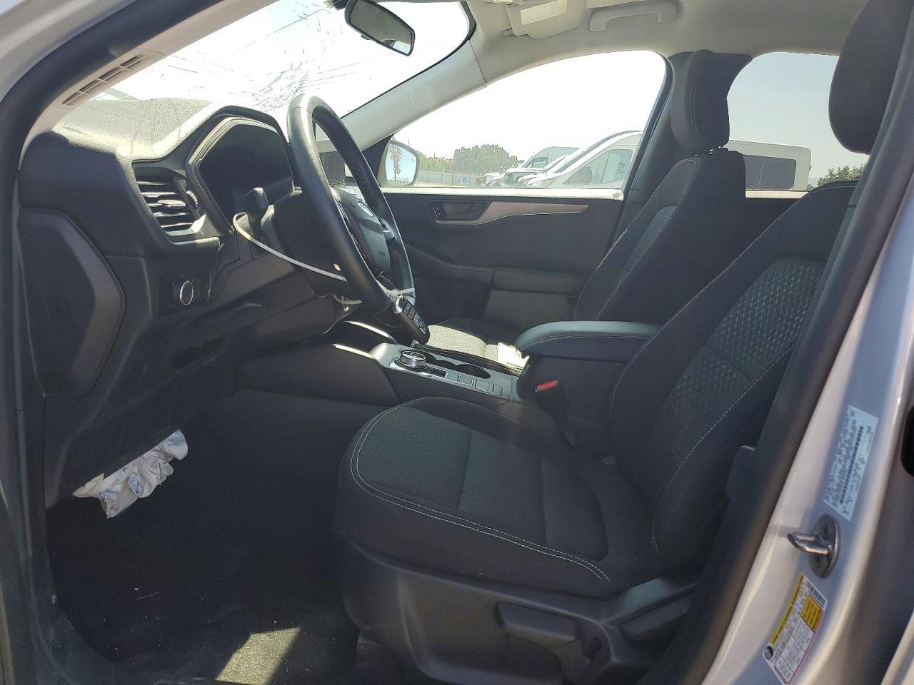 2025 Ford Escape Active - Image 7