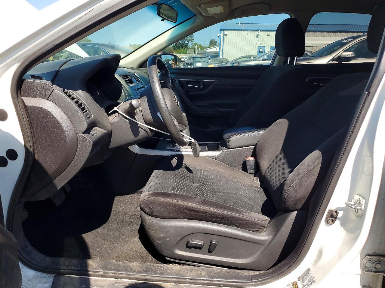 2015 Nissan Altima 2.5 S - Фото 7