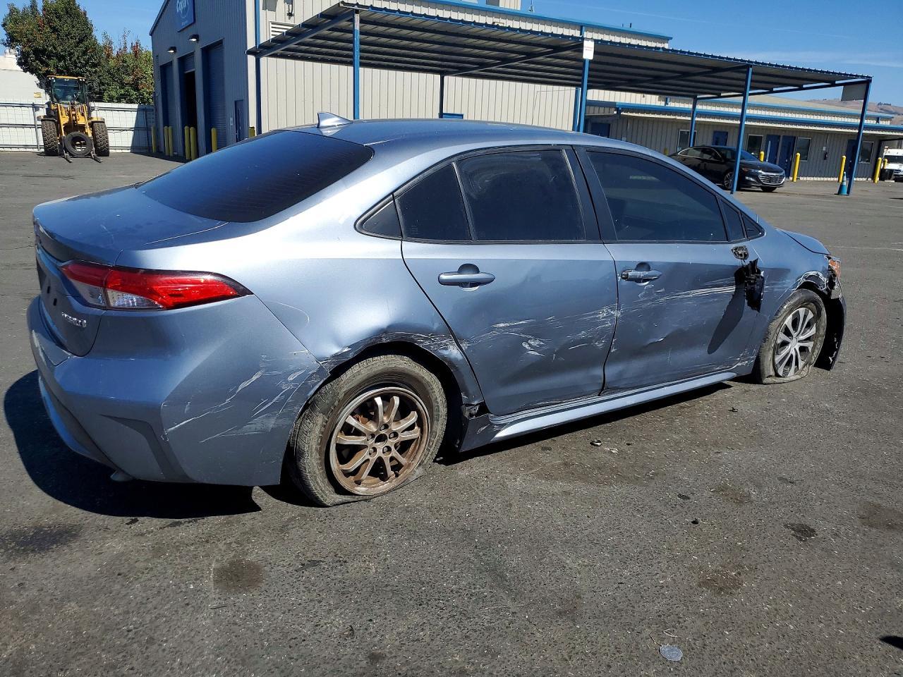 2022 Toyota Corolla Le - Фото 3
