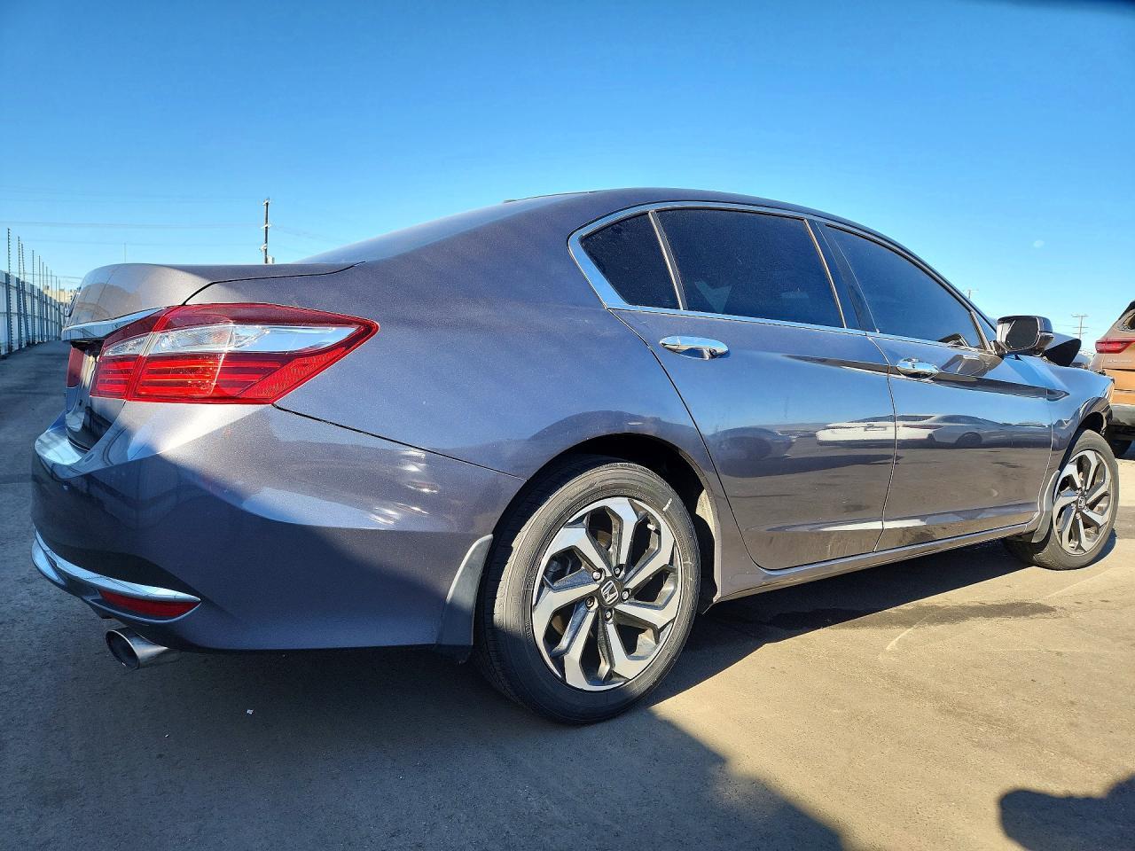 2016 Honda Accord Ex - Image 3