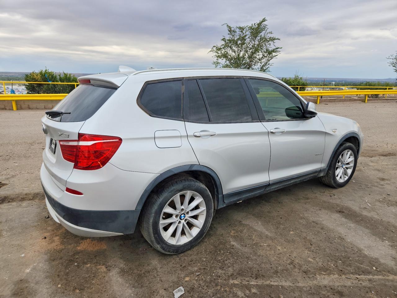 2013 BMW X3 xDrive28I - Image 4
