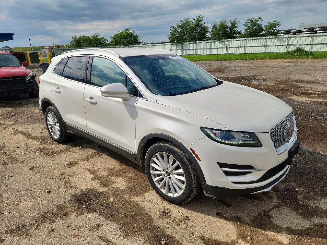 2019 Lincoln Mkc - Фото 4