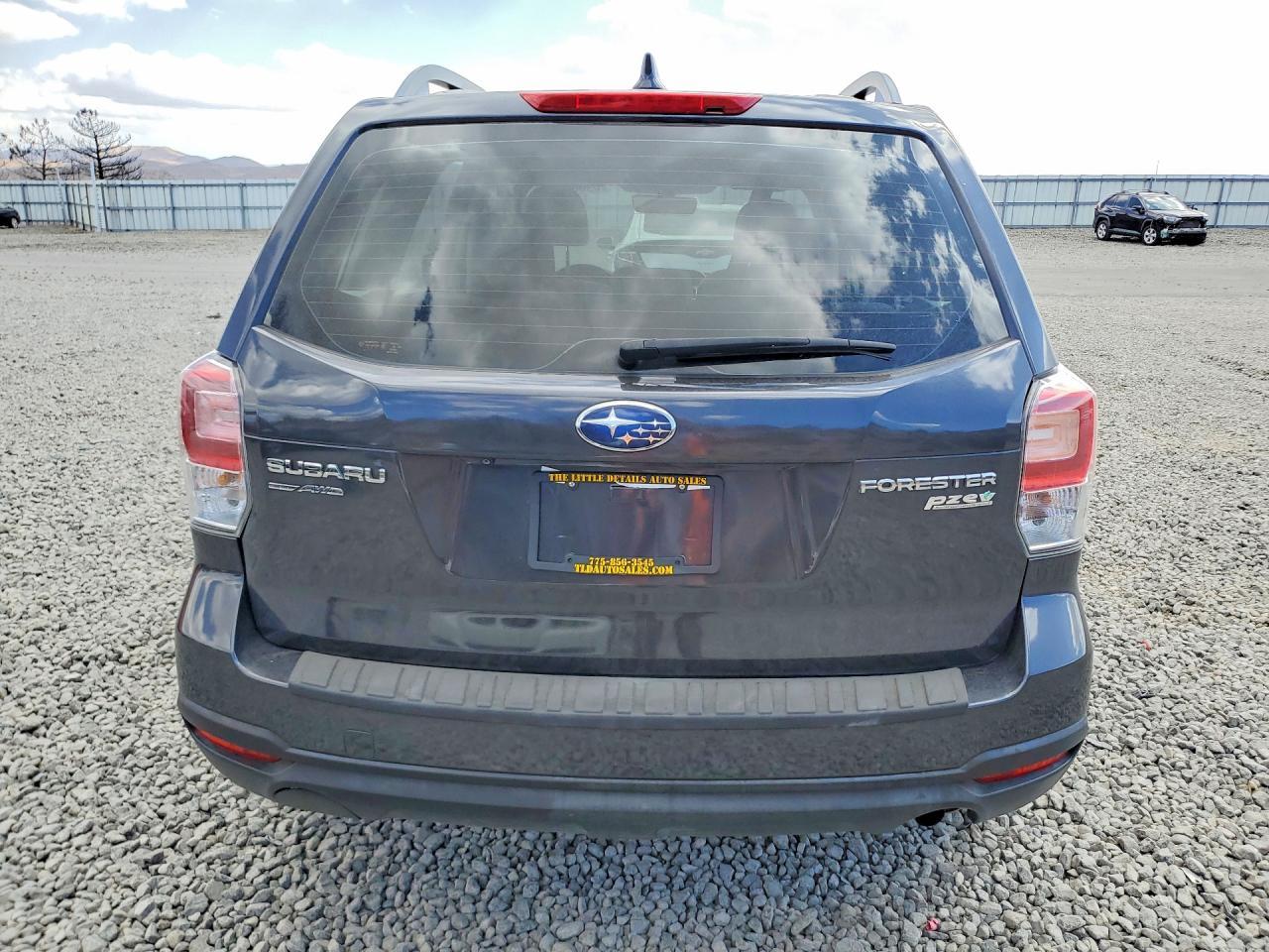 2018 Subaru Forester 2.5I - Image 6