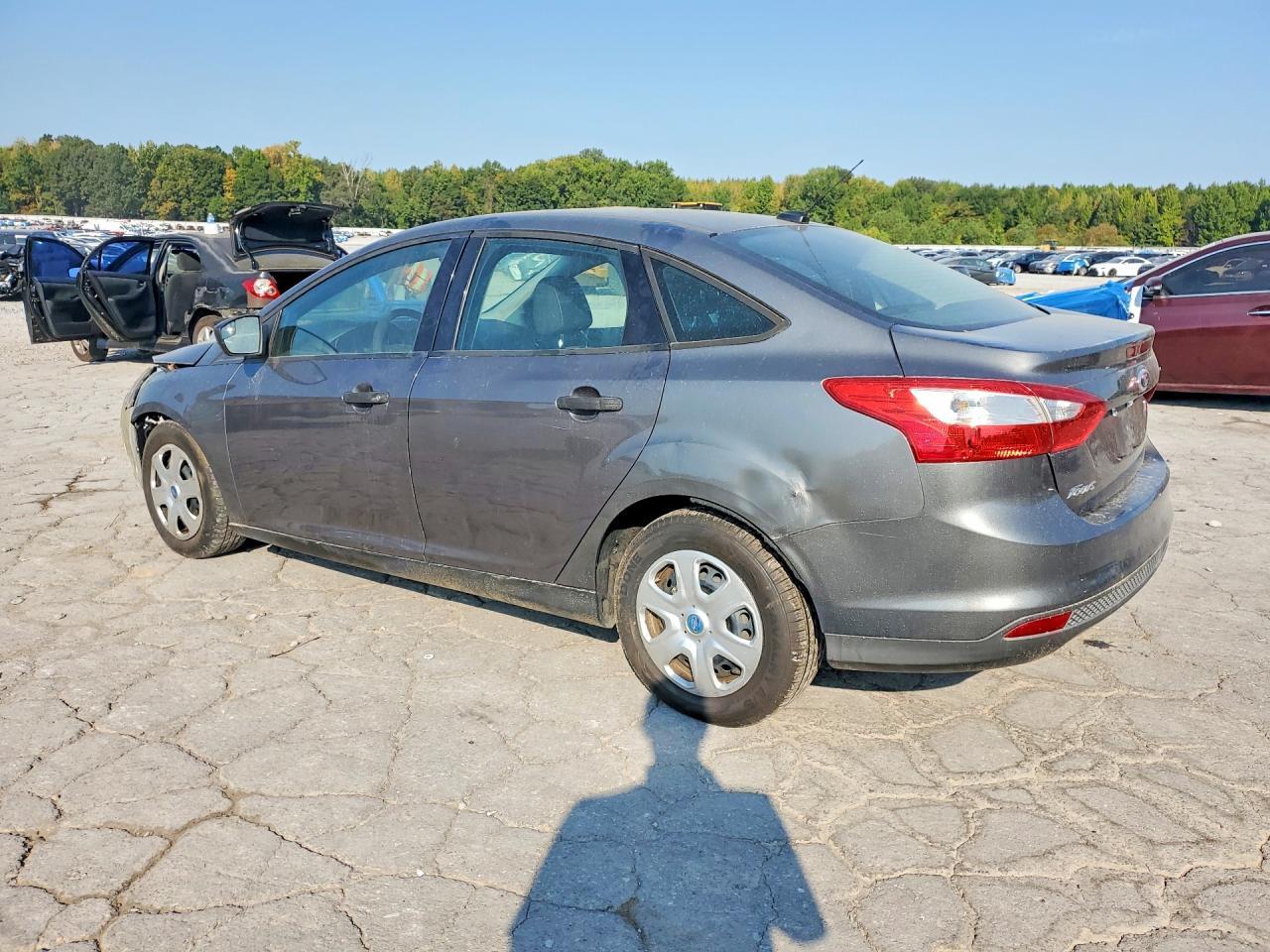 2012 Ford Focus S - Фото 2