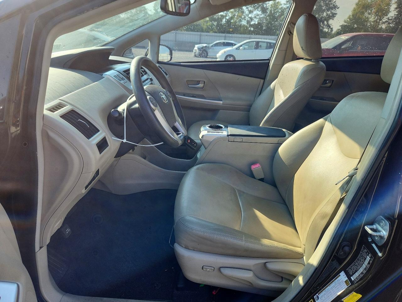 2012 Toyota Prius V Five - Фото 7