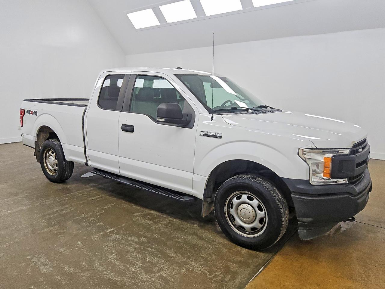 2018 Ford F150 Super Cab - Фото 4
