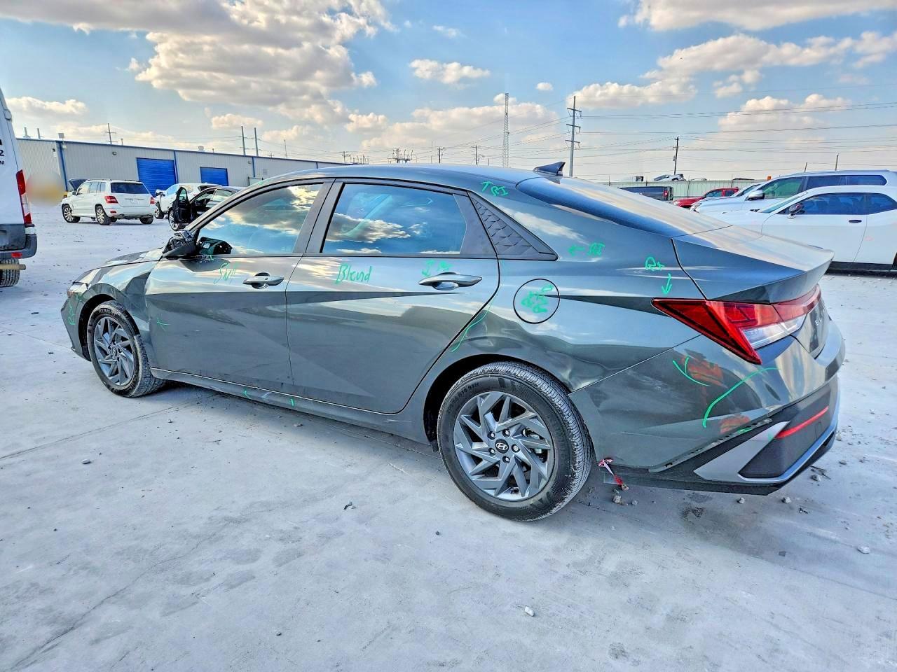 2025 Hyundai Elantra Hybrid Blue - Фото 2