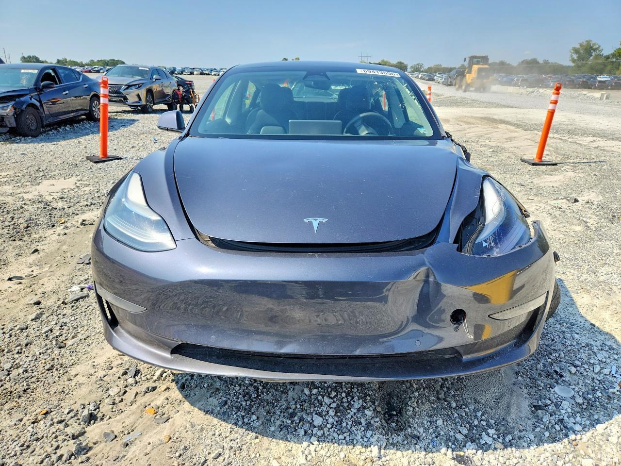 2021 Tesla Model 3 - Фото 5
