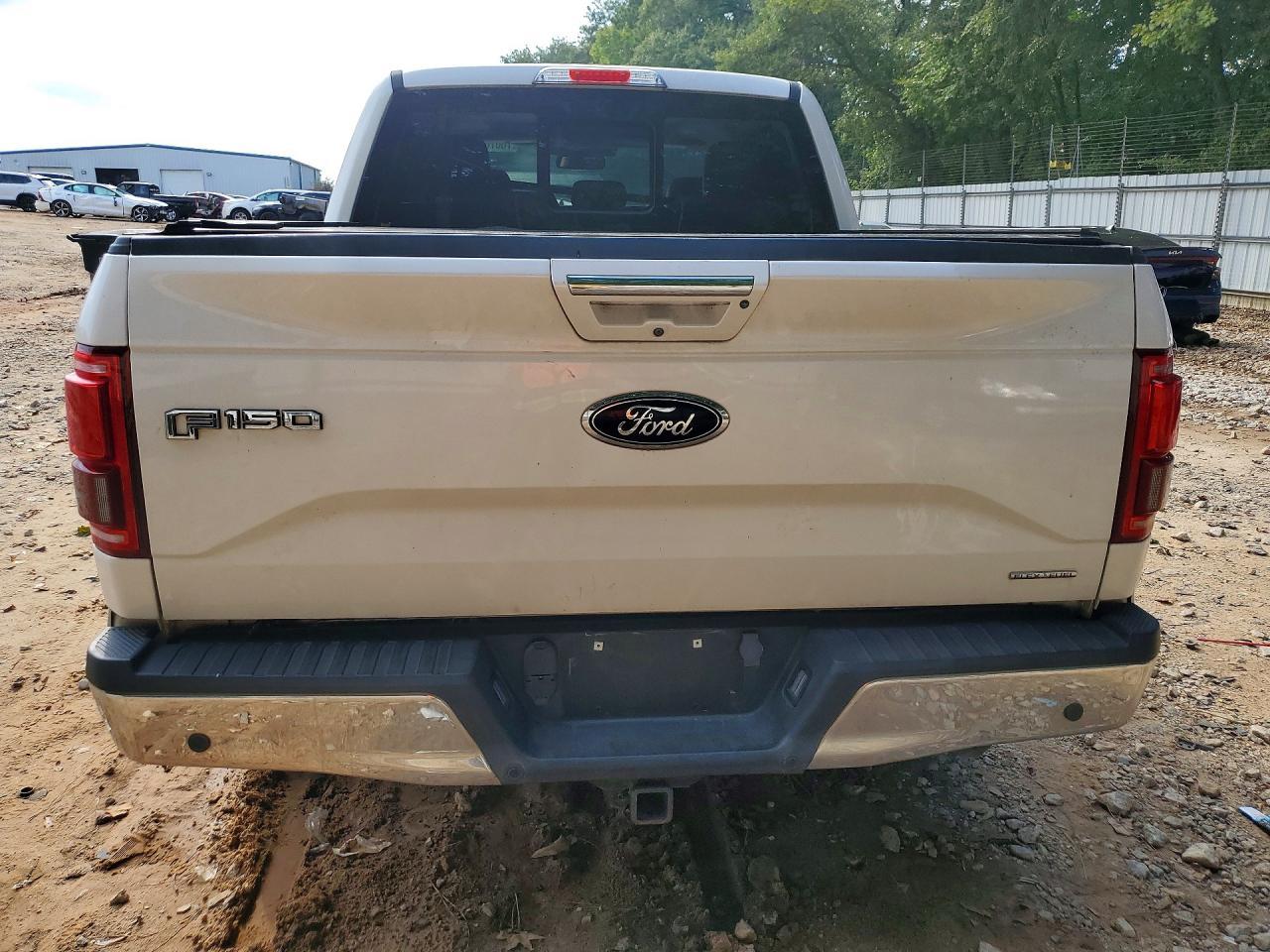 2015 Ford F150 Supercrew - Фото 6