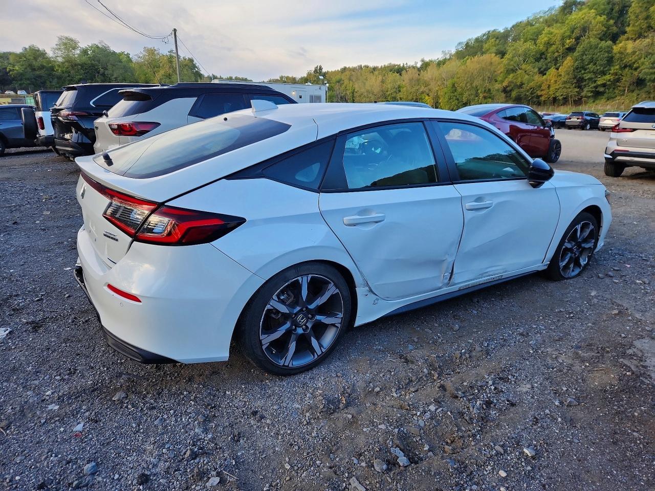 2025 Honda Civic Sport Touring - Image 3