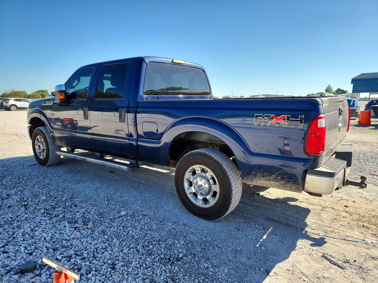 2011 Ford F250 Super Duty - Image 2