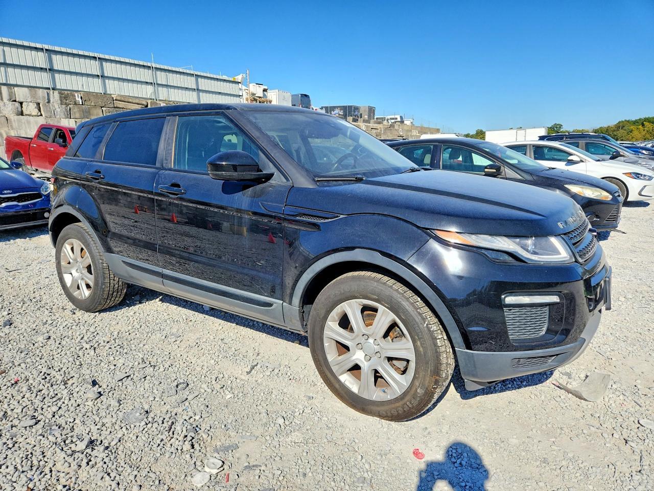 2017 Land Rover Range Rover Evoque Se - Фото 4