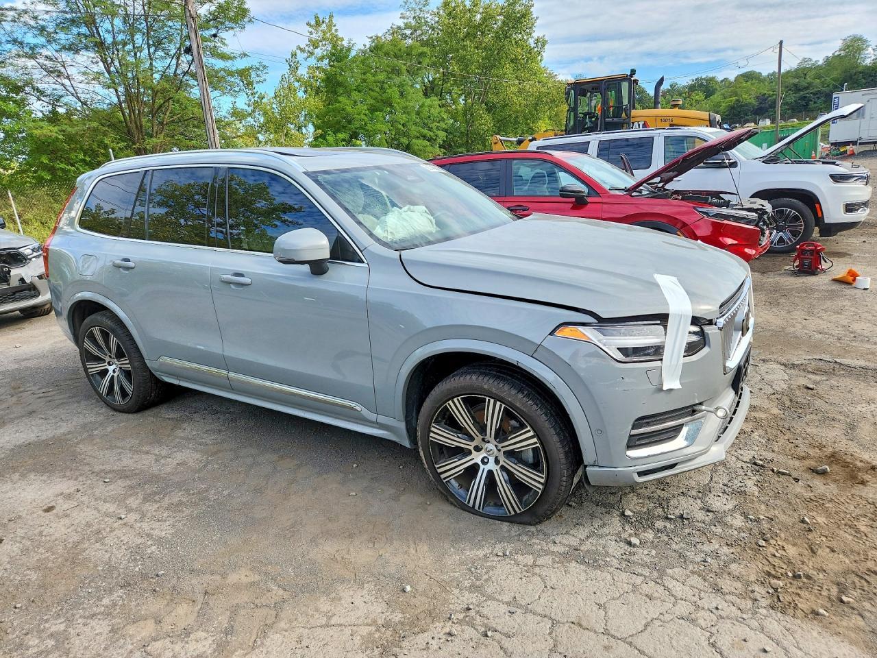 2025 Volvo Xc90 Plus - Image 4