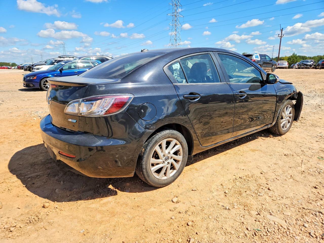 2013 Mazda 3 I - Фото 3
