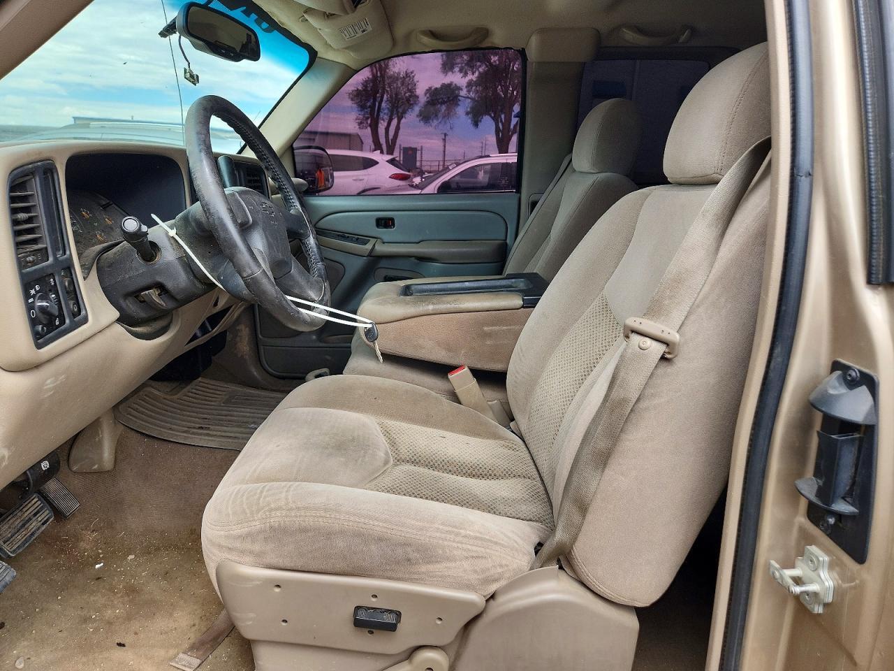 2006 Chevrolet Silverado C1500 - Image 7
