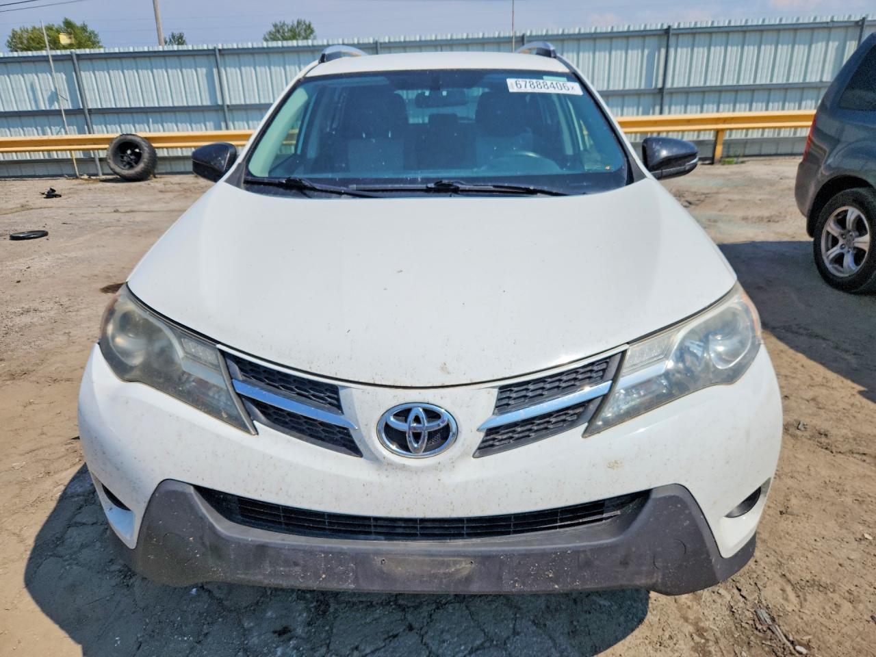 2015 Toyota Rav4 Le - Image 5