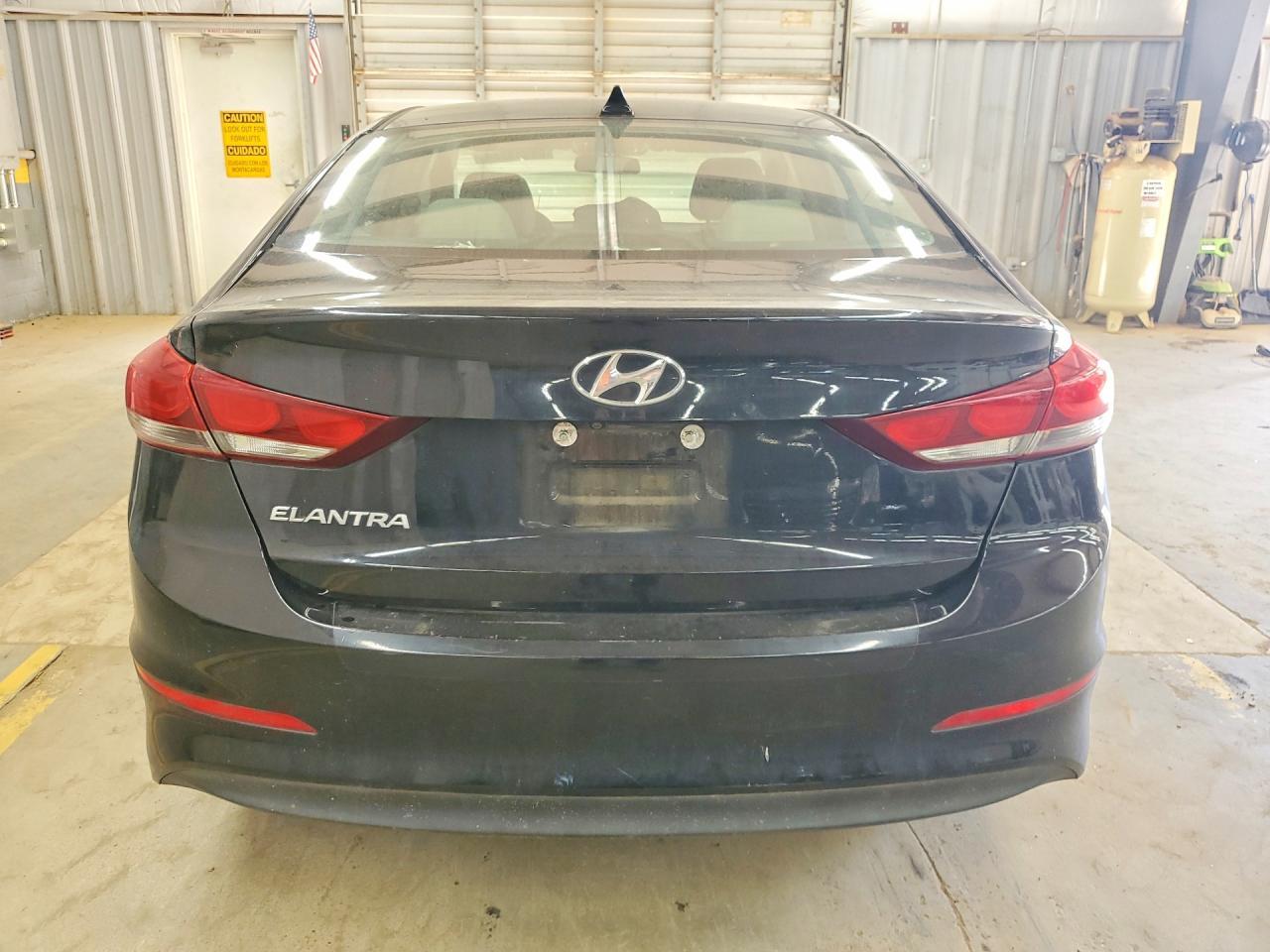2017 Hyundai Elantra Se - Фото 6