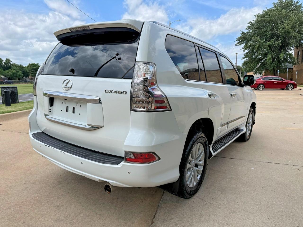 2016 Lexus Gx 460 - Image 4