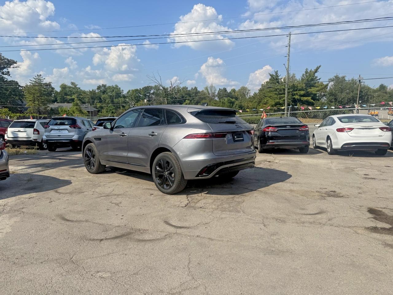 2026 Jaguar F-Pace R-Dynamic S - Image 3
