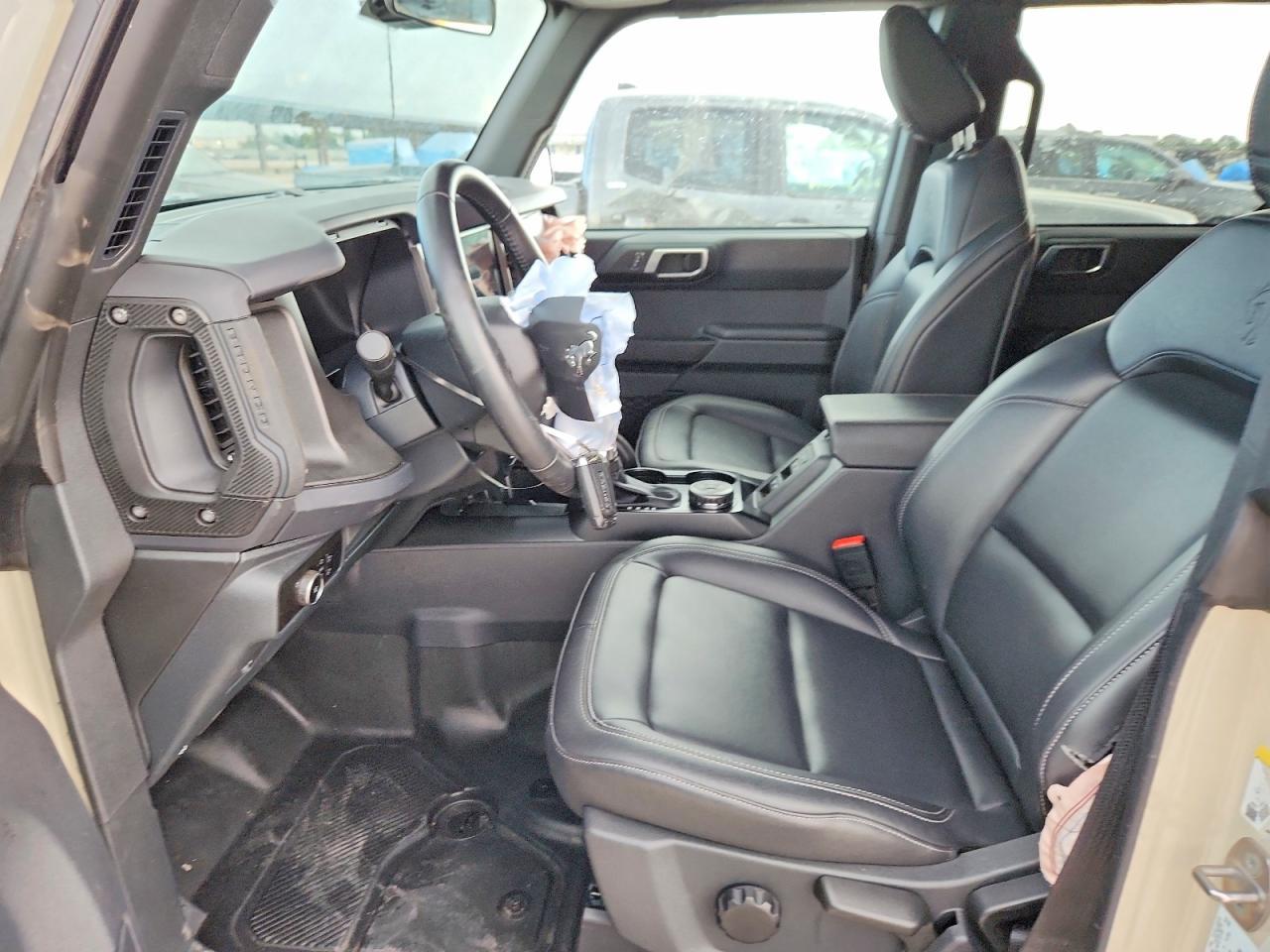 2025 Ford Bronco Big Bend - Image 7