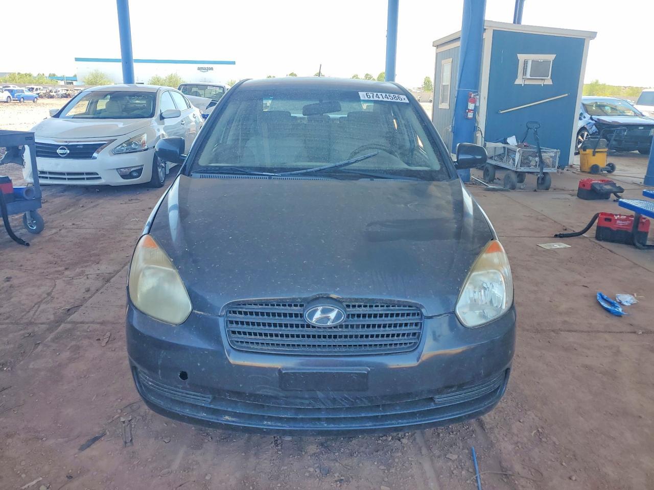 2010 Hyundai Accent Gls - Image 5
