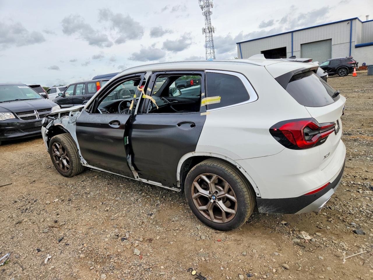 2024 BMW X3 xDrive30I - Фото 2