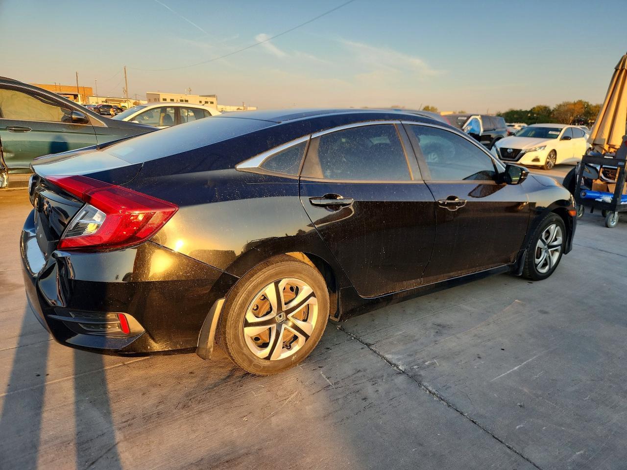 2018 Honda Civic Lx - Image 3