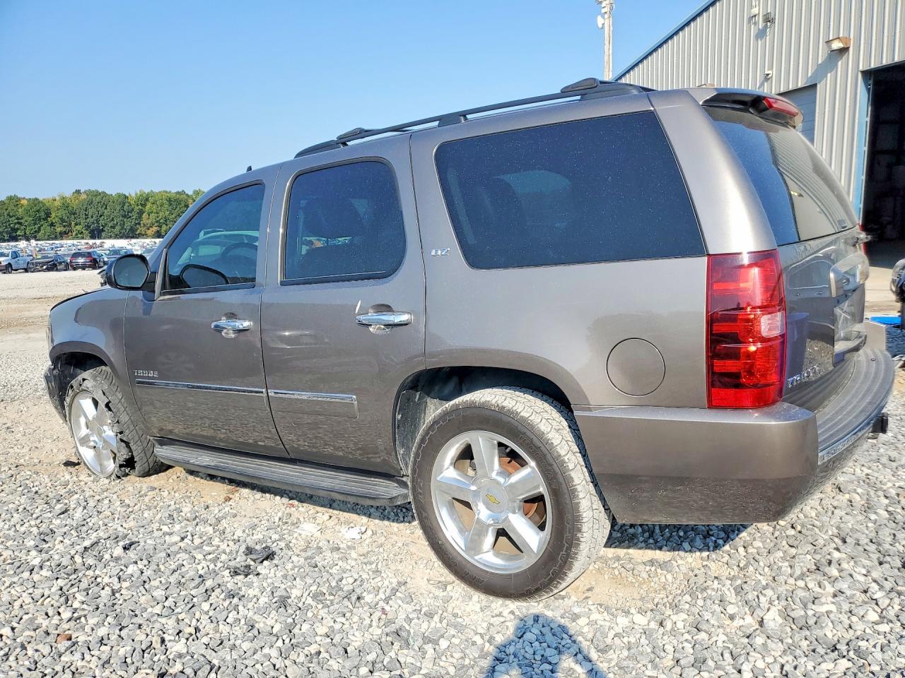 2013 Chevrolet Tahoe C1500 Ltz - Фото 2