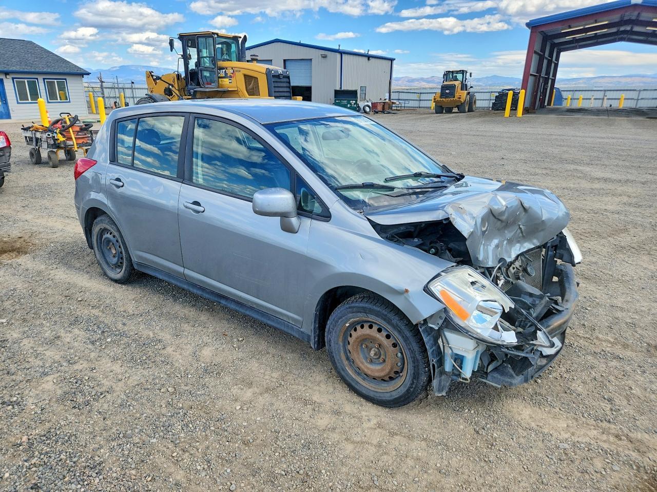 2009 Nissan Versa 1.8 S - Фото 4