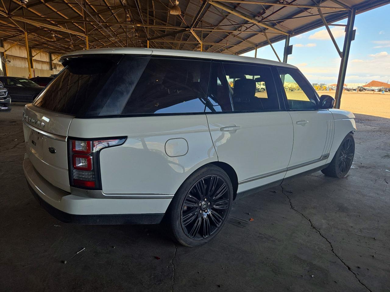 2015 Land Rover Range Rover Supercharged - Фото 3