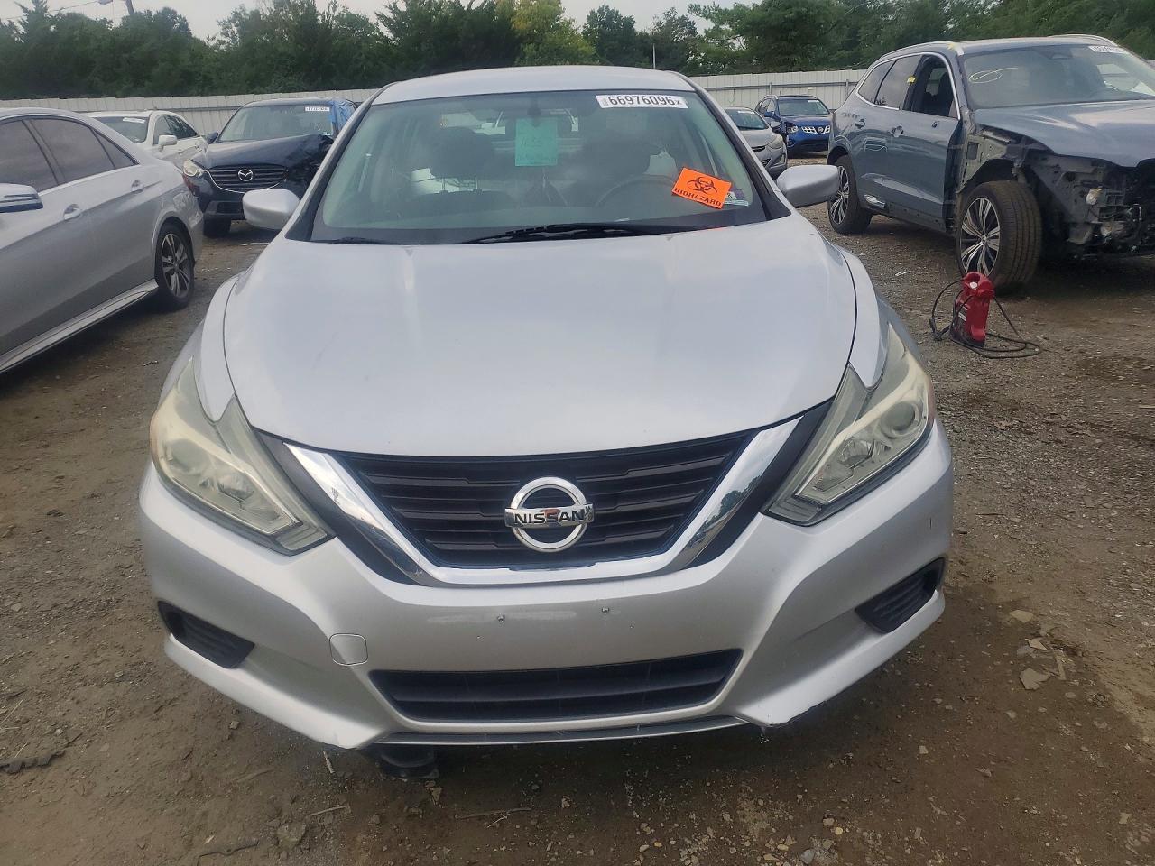 2016 Nissan Altima 2.5 S - Image 5