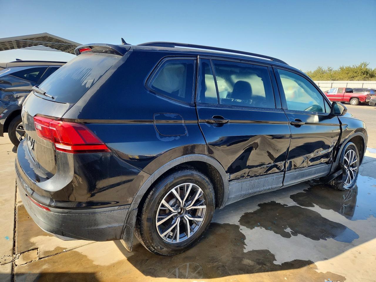 2021 Volkswagen Tiguan S - Image 3