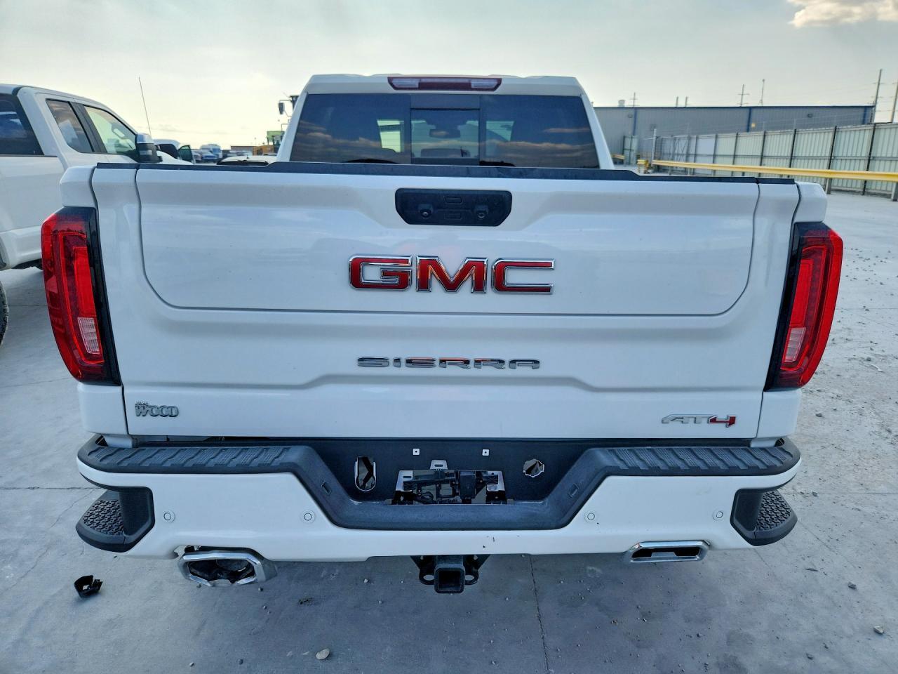 2024 GMC Sierra K1500 At4 - Image 6