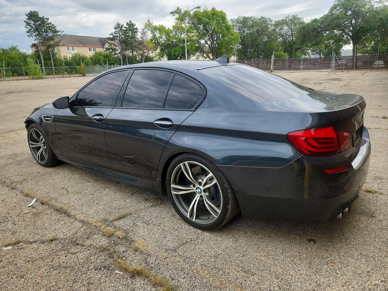 2013 BMW M5 - Image 2