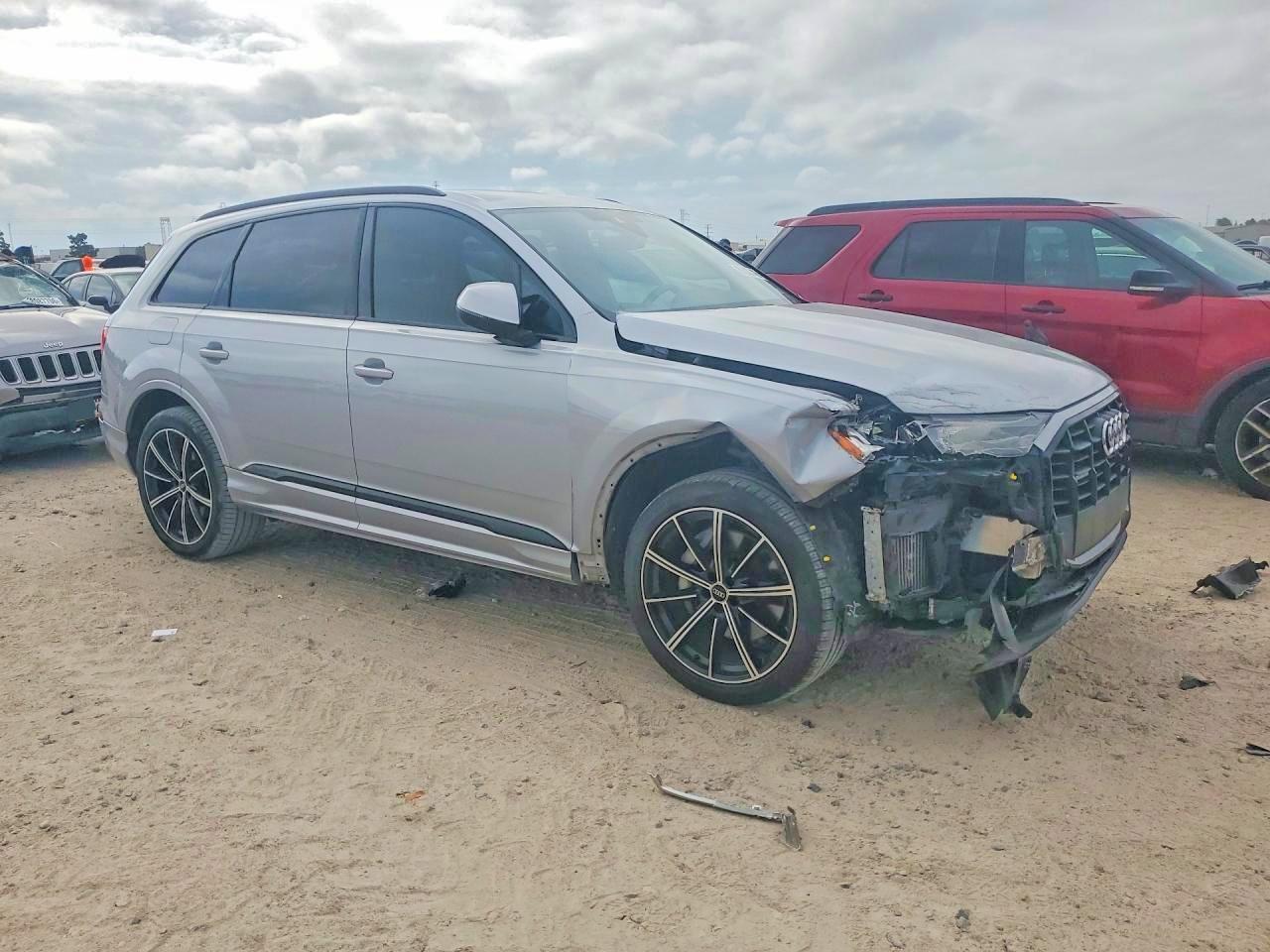 2021 Audi Q7 Premium Plus - Фото 4