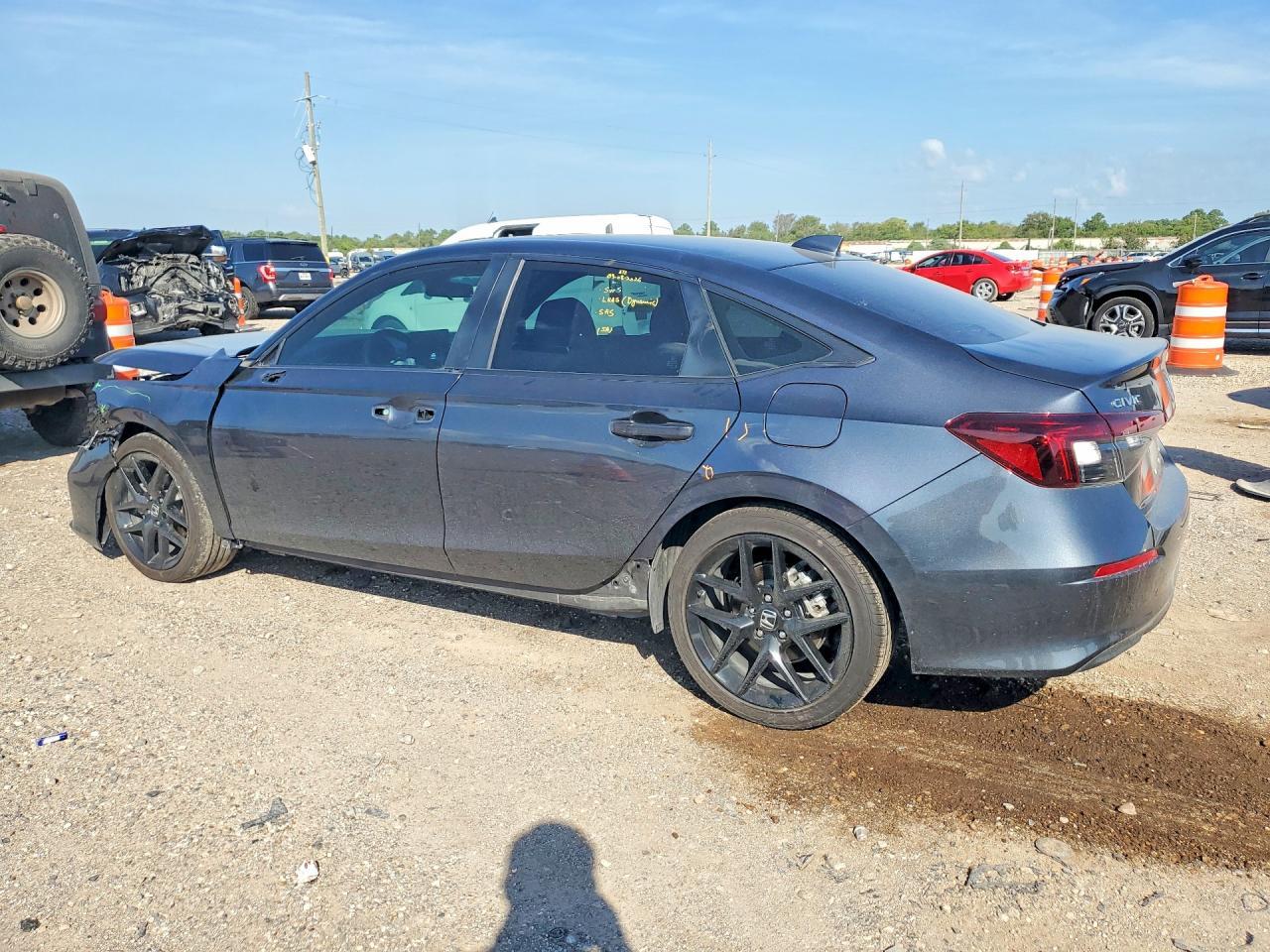 2025 Honda Civic Sport - Фото 2