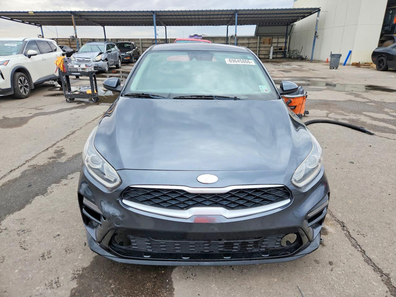 2019 Kia Forte Lxs - Image 5
