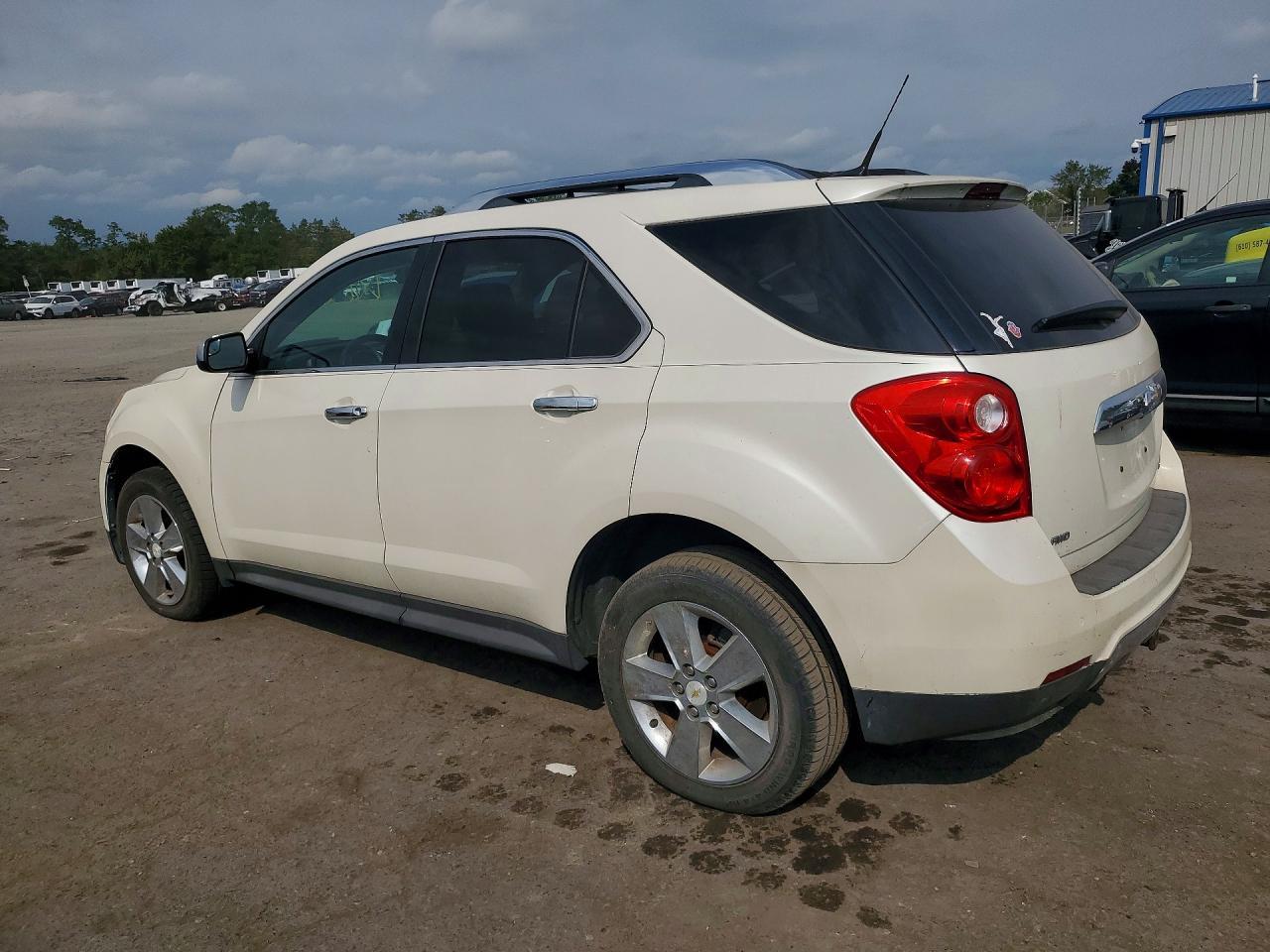 2013 Chevrolet Equinox Ltz - Image 2