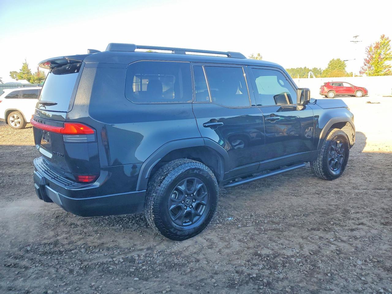 2024 Lexus Gx 550 Overtrail+ - Image 3