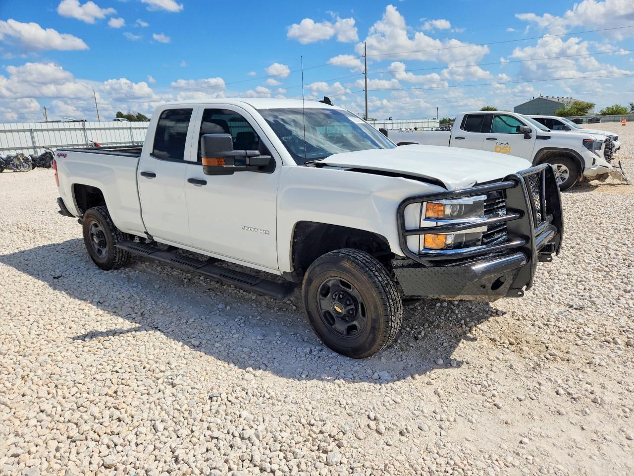 2019 Chevrolet Silverado K2500 Heavy Duty - Image 4
