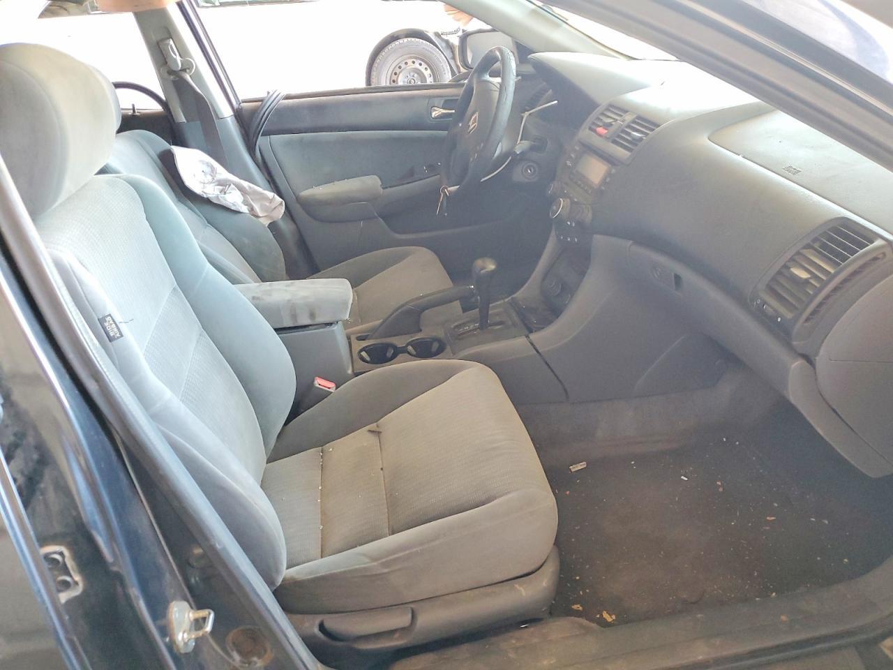 2005 Honda Accord Lx - Image 7
