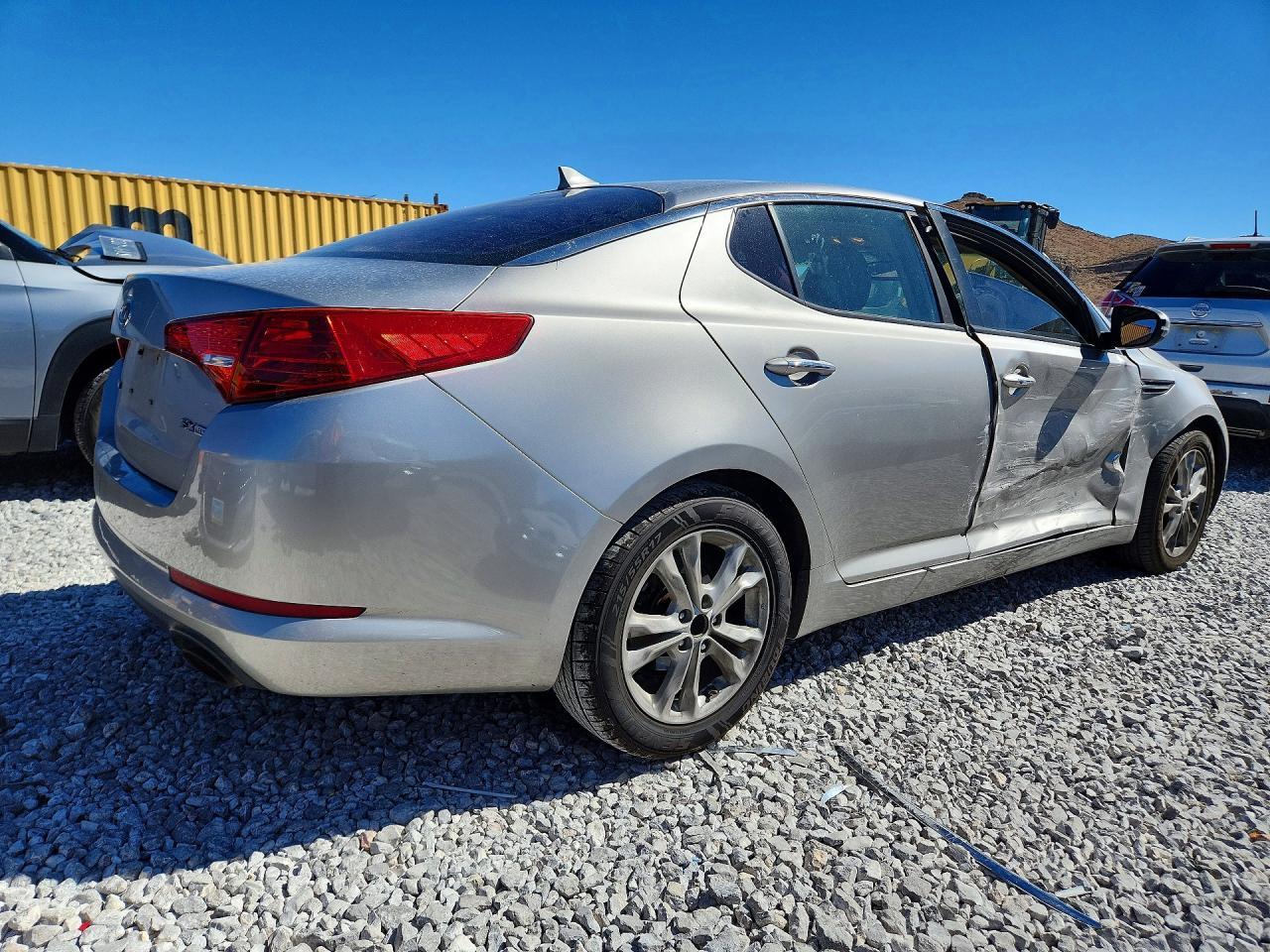 2012 Kia Optima Ex - Image 3