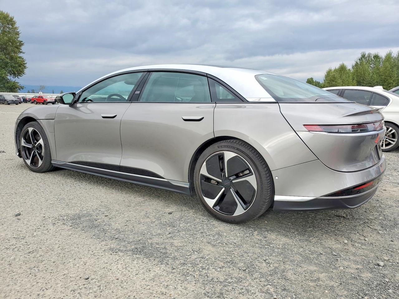 2023 Lucid Motors Air Touring - Image 2