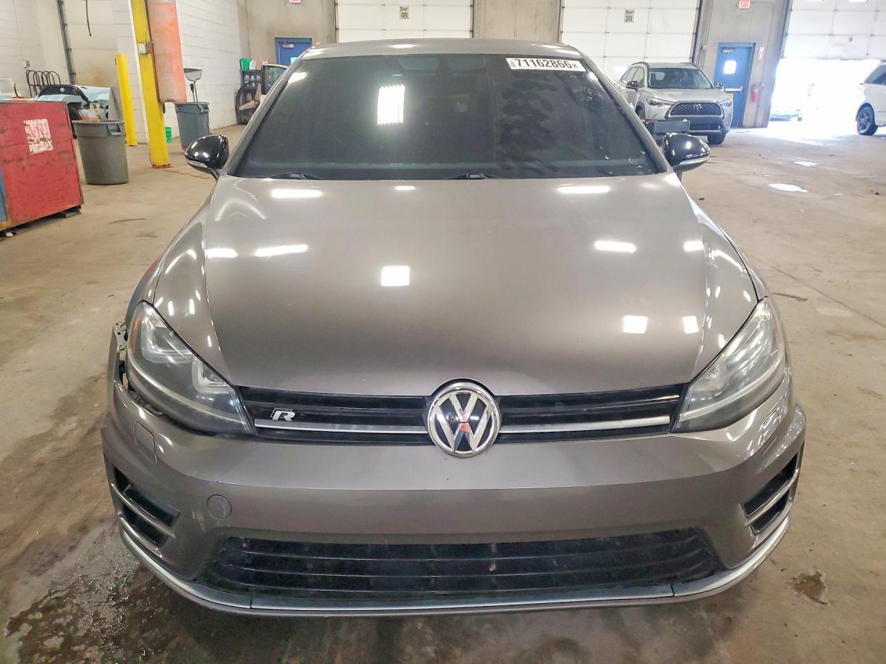 2016 Volkswagen Golf R - Фото 5