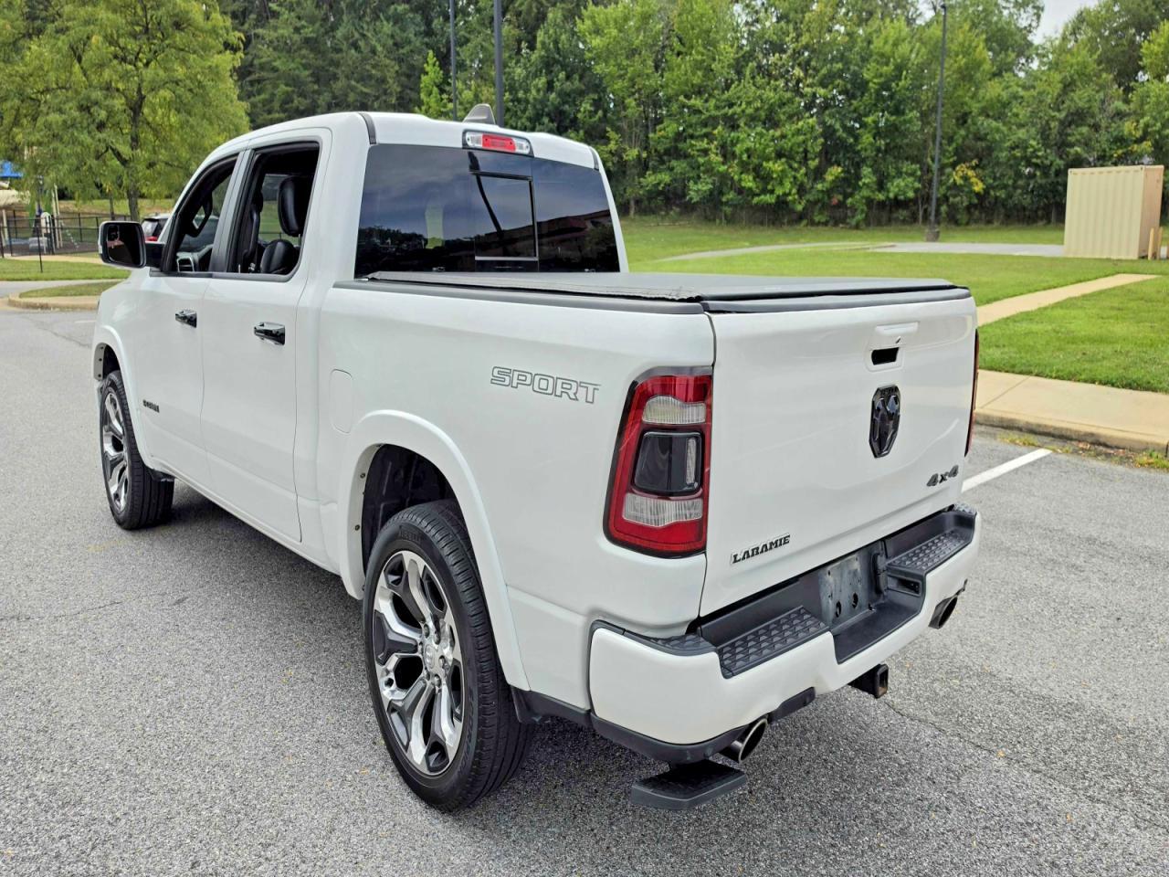 2020 Ram 1500 Laramie - Image 3