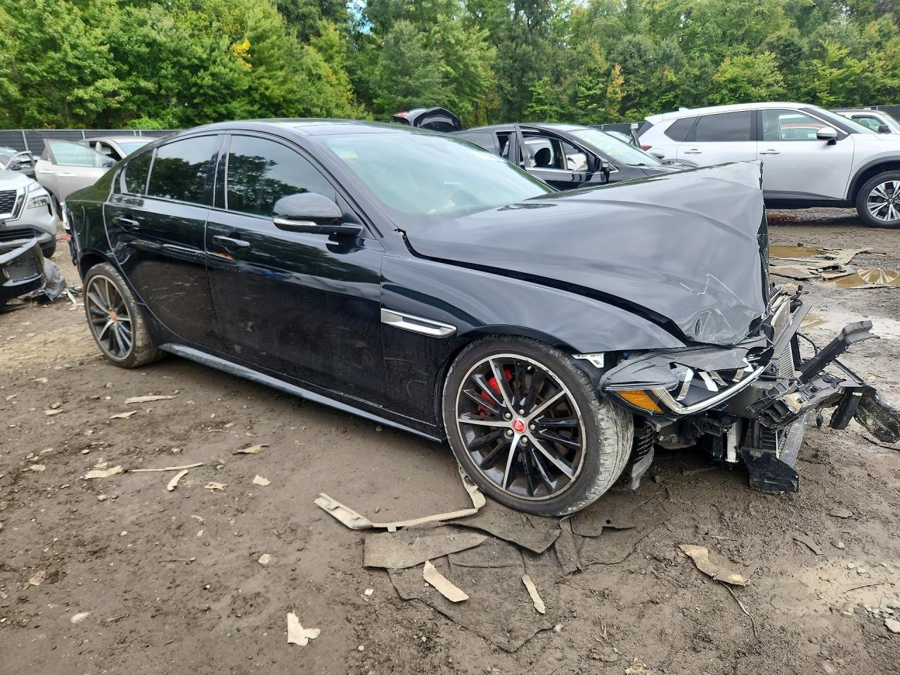 2018 Jaguar Xe S - Фото 4