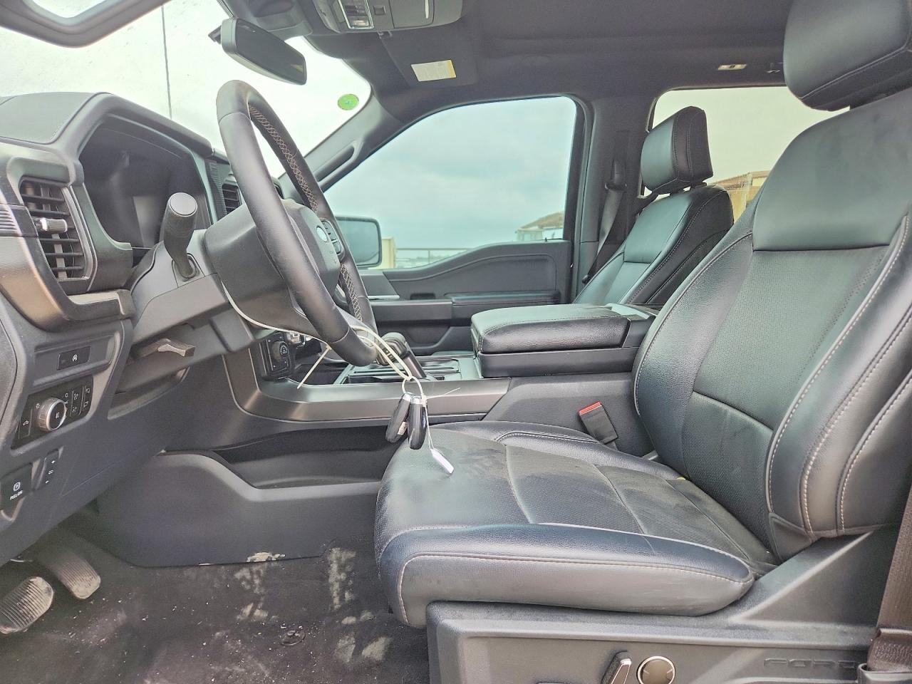 2025 Ford F150 Lariat - Image 7