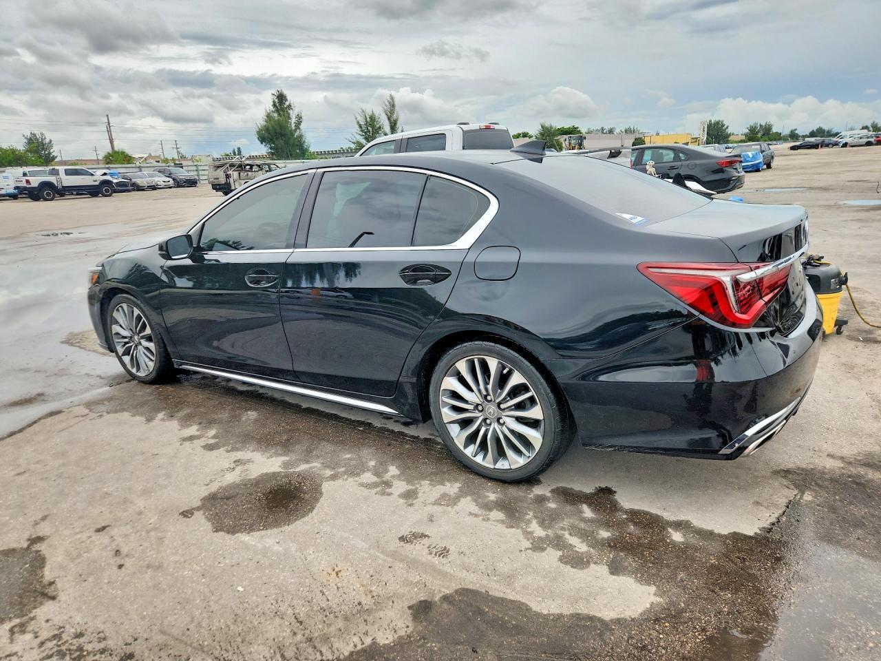 2018 Acura Rlx Tech - Image 2