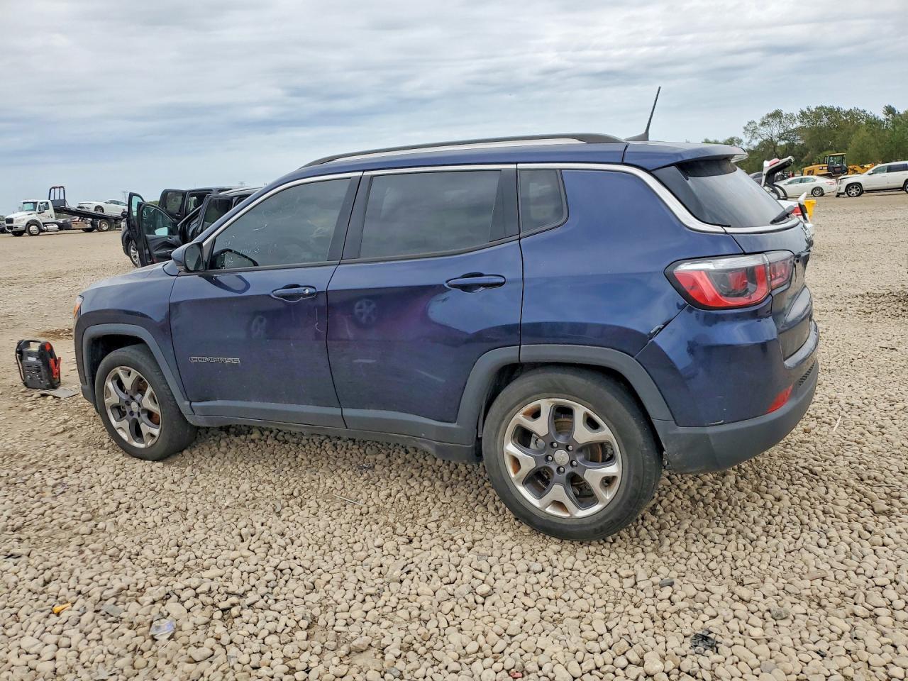2020 Jeep Compass Limited - Фото 2