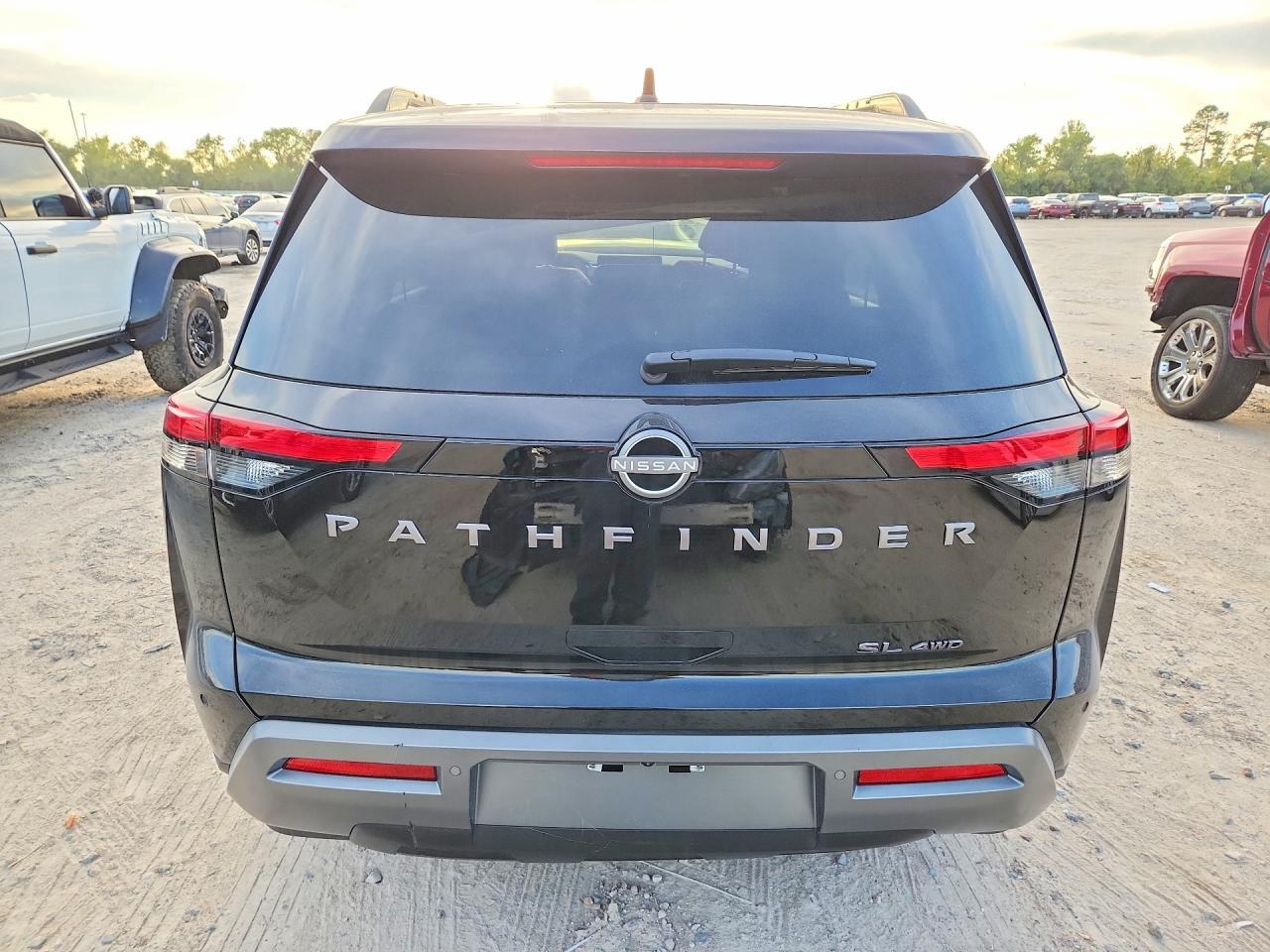 2026 Nissan Pathfinder Sl - Фото 6